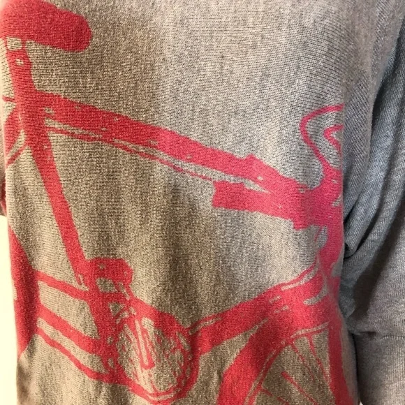 Adorable FOREVER 21 Bicycle lightweight sweater - Picture 3 of 7